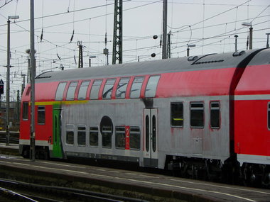 Graffiti Train - Photo by Marieundjana - org