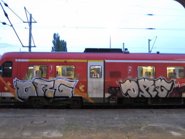 Graffiti Train - Photo by Marieundjana - org