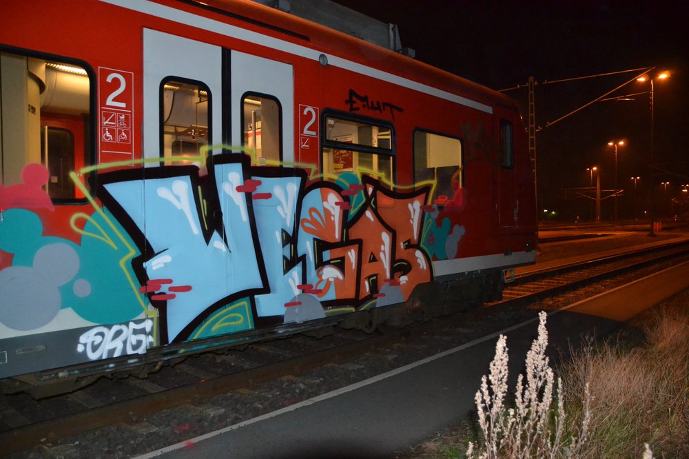 Graffiti Train - Photo by Marieundjana - wegas