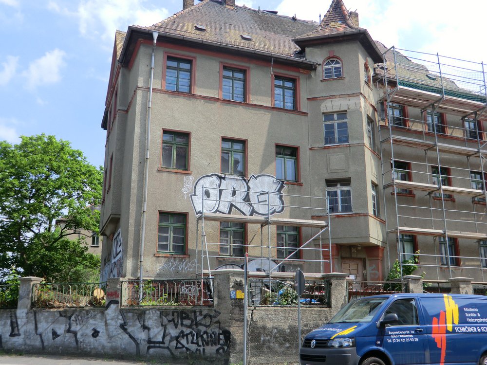 Graffiti Bombing - Photo by Marieundjana - org