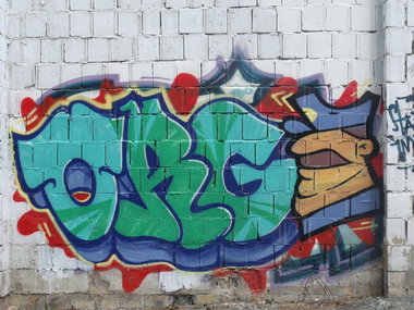 Graffiti Bombing - Photo by Marieundjana - org