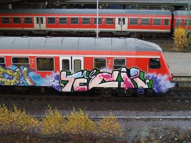 Graffiti Train - Photo by Marieundjana - tech
