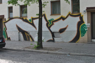 Graffiti Bombing - Photo by Marieundjana - no