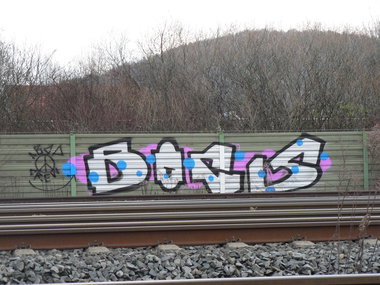 Graffiti Bombing - Photo by Marieundjana - bocs