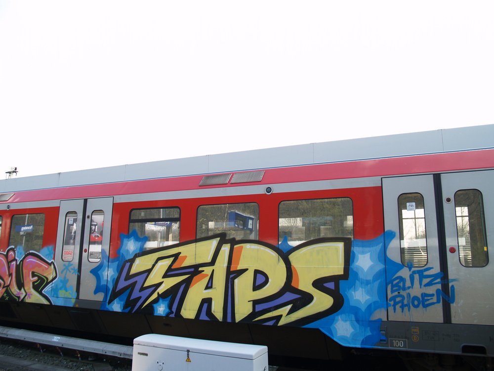 Graffiti Train - Photo by Marieundjana - taps