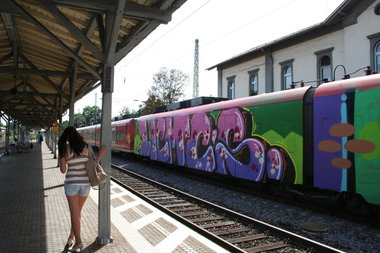Graffiti Train - Photo by Marieundjana - wcmc