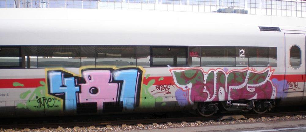 Graffiti Train - Photo by Marieundjana - 481, hng