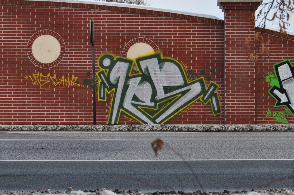 Graffiti Bombing - Photo by Marieundjana - ips