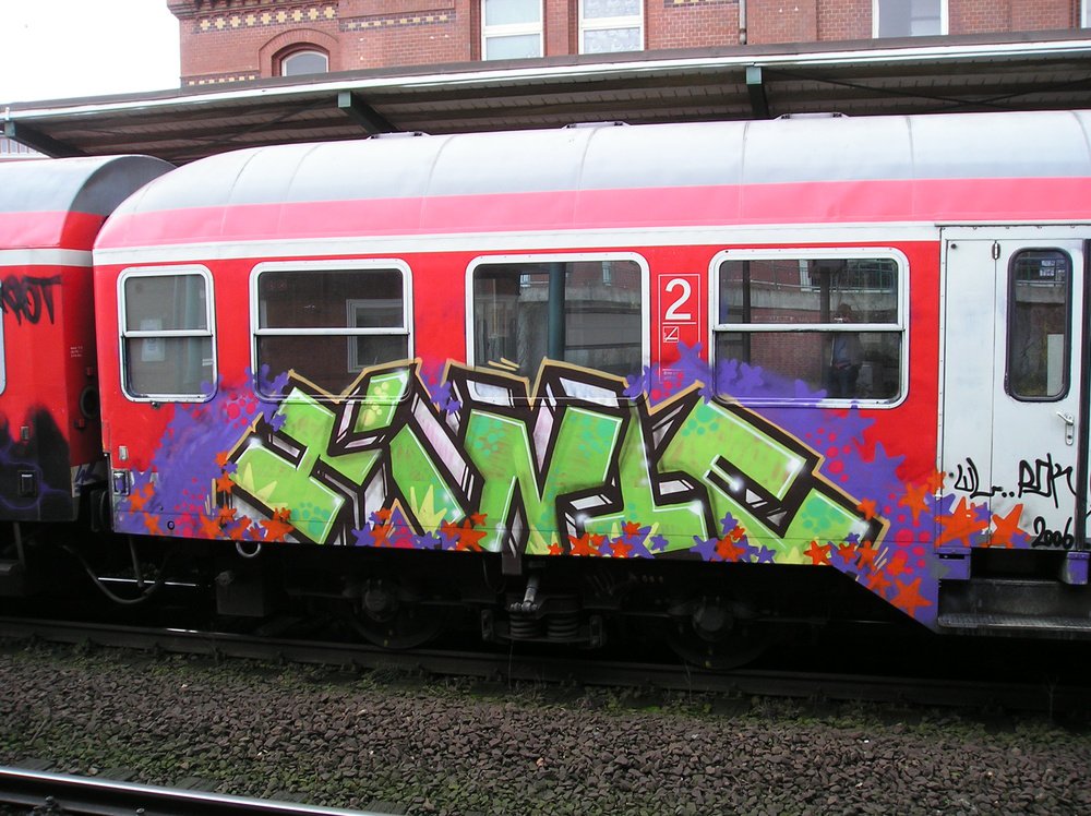 Graffiti Train - Photo by Marieundjana - hinte, wl