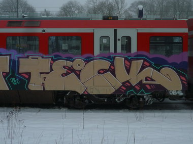 Graffiti Train - Photo by Marieundjana - teck