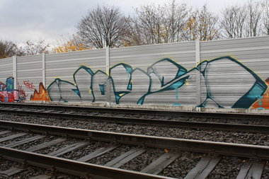 Graffiti Bombing - Photo by Marieundjana - joys