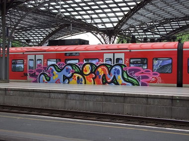 Graffiti Train - Photo by Marieundjana - foim