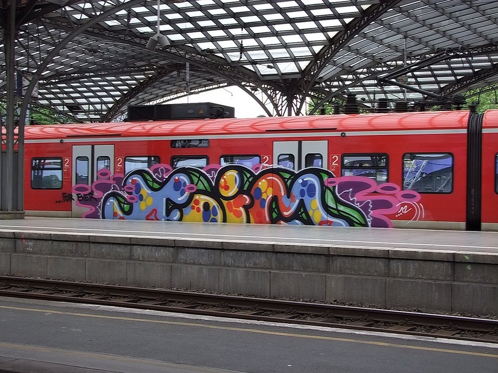 Graffiti Train - Photo by Marieundjana - foim