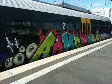 Graffiti Train - Photo by Marieundjana - abm