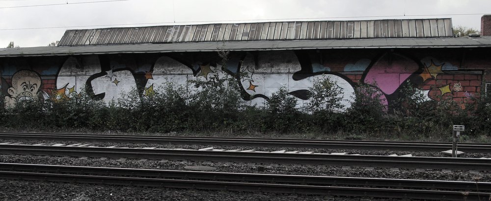 Graffiti Bombing - Photo by Marieundjana - gms