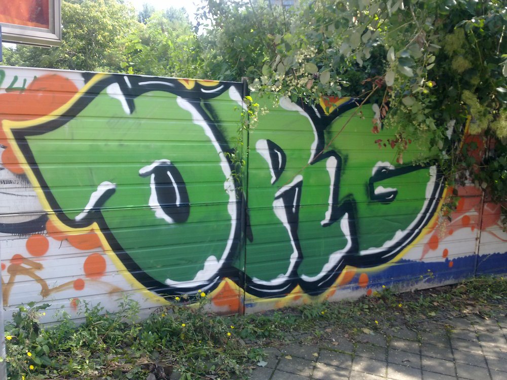 Graffiti Wall - Photo by Marieundjana - org