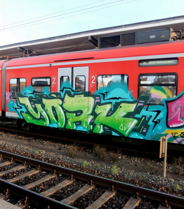 Graffiti Train - Photo by Marieundjana - york