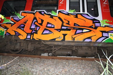 Graffiti Train - Photo by Marieundjana - abs