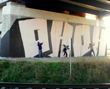 Graffiti Bombing - Photo by Marieundjana - ohoh