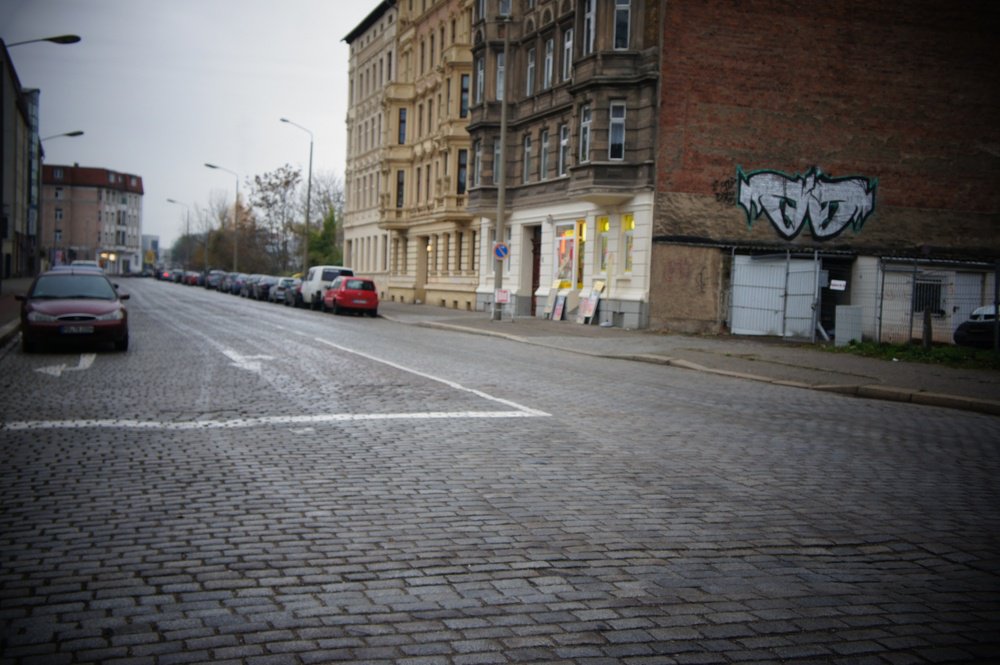 Graffiti Bombing - Photo by Marieundjana - oo