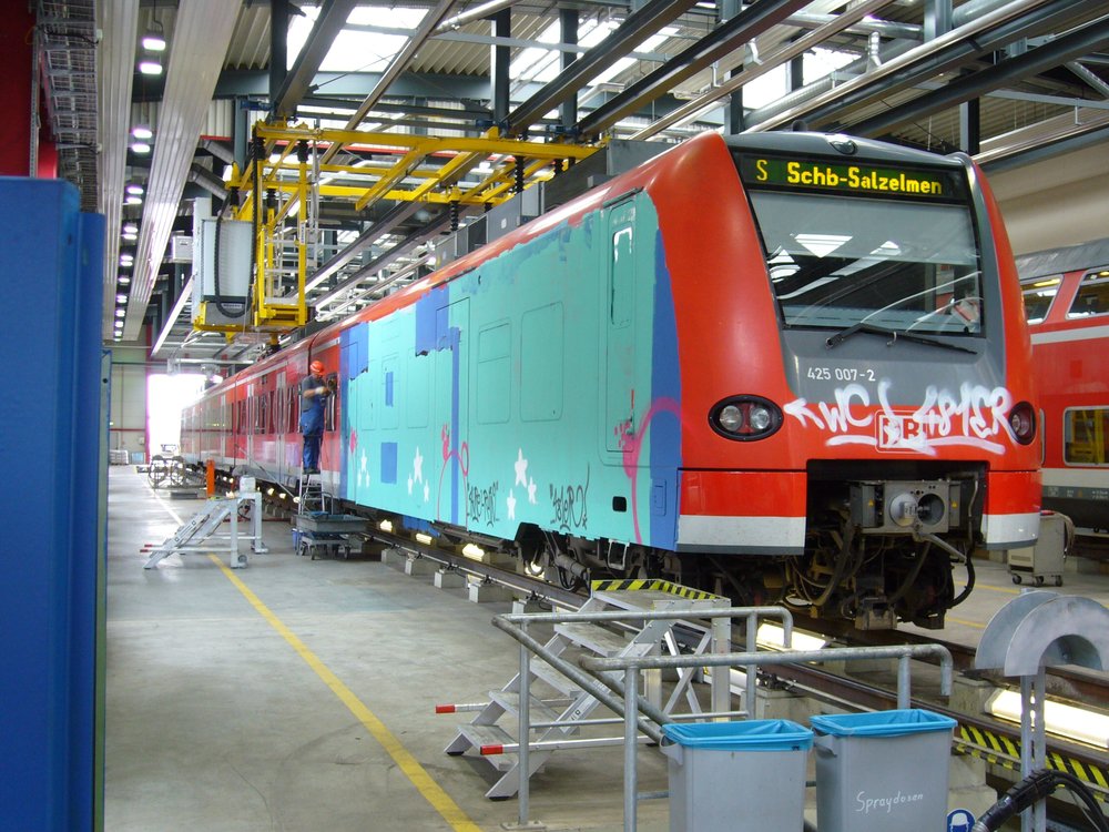 Graffiti Train - Photo by Marieundjana - 481