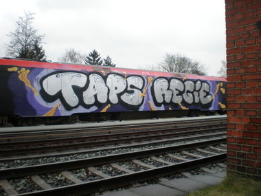 Graffiti Train - Photo by Marieundjana - taps, regie