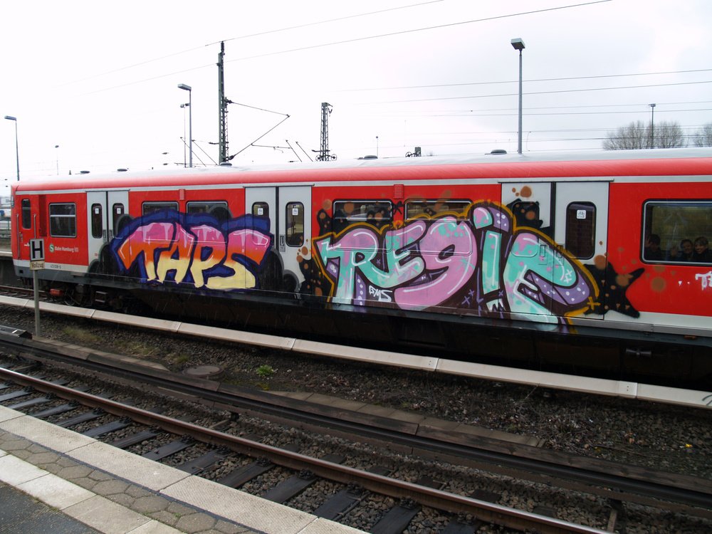 Graffiti Train - Photo by Marieundjana - taps, regie