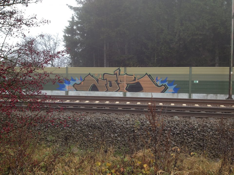 Graffiti Bombing - Photo by Marieundjana - no