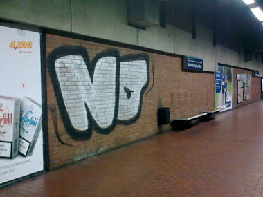 Graffiti Bombing - Photo by Marieundjana - no