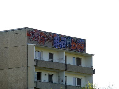 Graffiti Bombing - Photo by Marieundjana - org, rambo