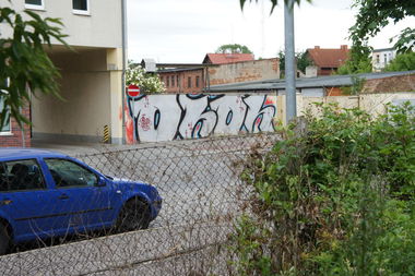 Graffiti Bombing - Photo by Marieundjana - ohoh