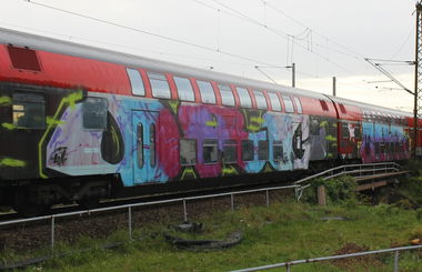 Graffiti Train - Photo by Marieundjana - org