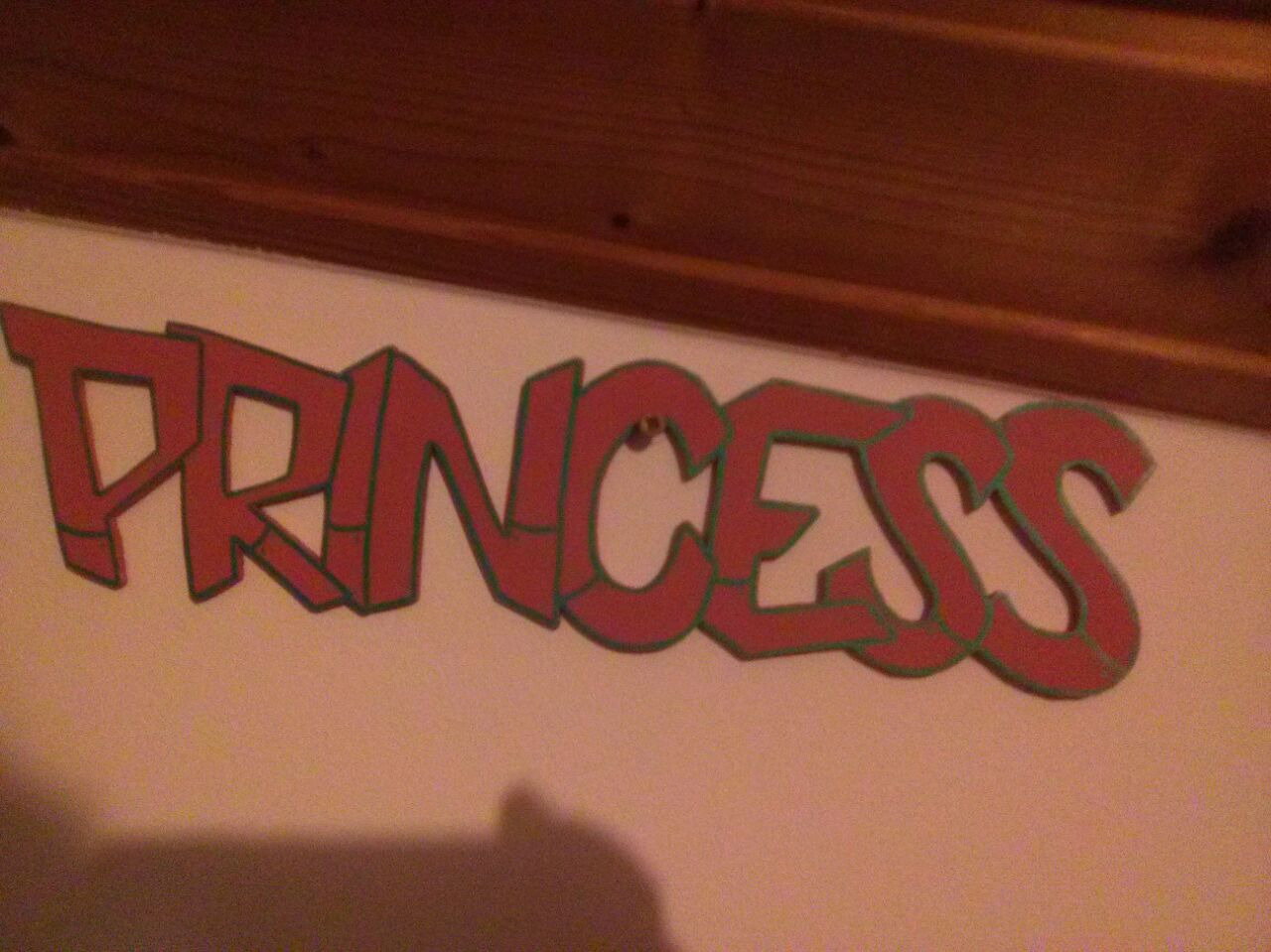 Graffiti Wall - Photo by Marzimotto - Holz, Designed (2019)