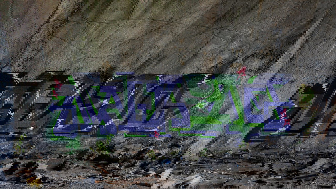 Graffiti Wall - Photo by Masha7let (2013)