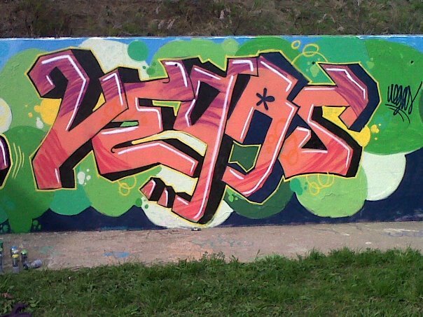 Graffiti Wall in Barcelona - Photo by MatVegas - VEGAS (2012)
