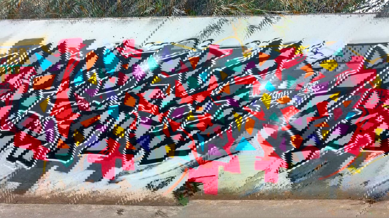 Graffiti Wall - Photo by MatVegas - Vegas