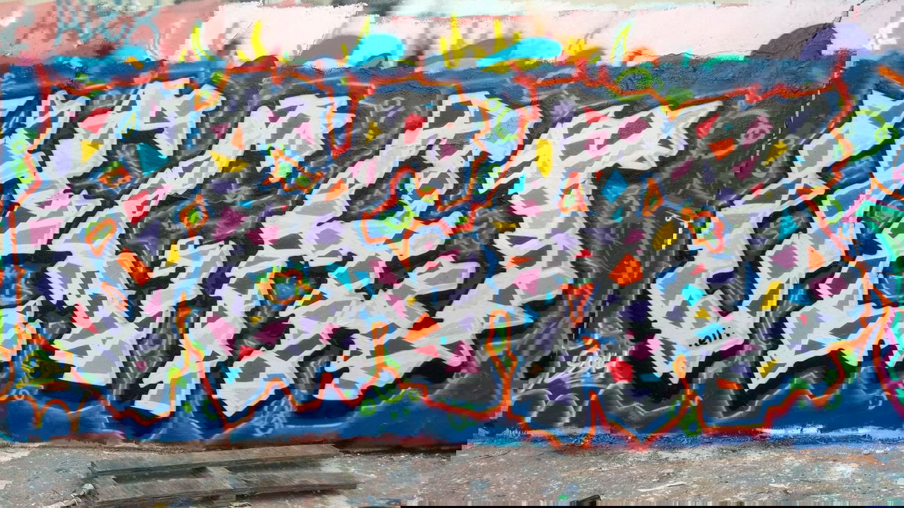 Graffiti Wall - Photo by MatVegas - V, egas