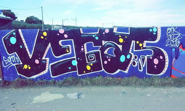 Graffiti Wall in Barcelona - Photo by MatVegas (2015)