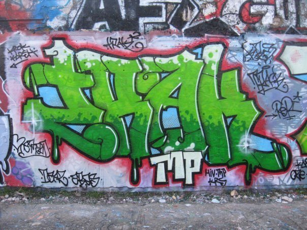 Graffiti Wall - Photo by Matracke - track, matracke, latracktion