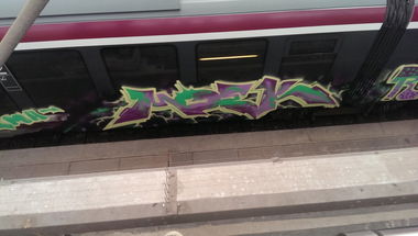 Graffiti Train in Dresden - Photo by MaxLeibbrand - Moek, LMA (2014)