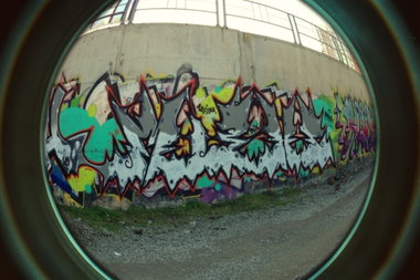 Graffiti Wall - Photo by Mazne88