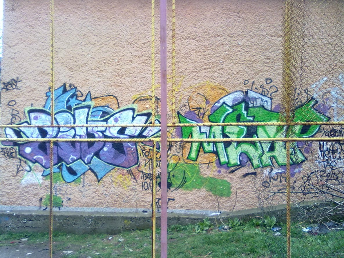 Graffiti Wall - Photo by MeaPsteR - meap, zive, wall (2011)