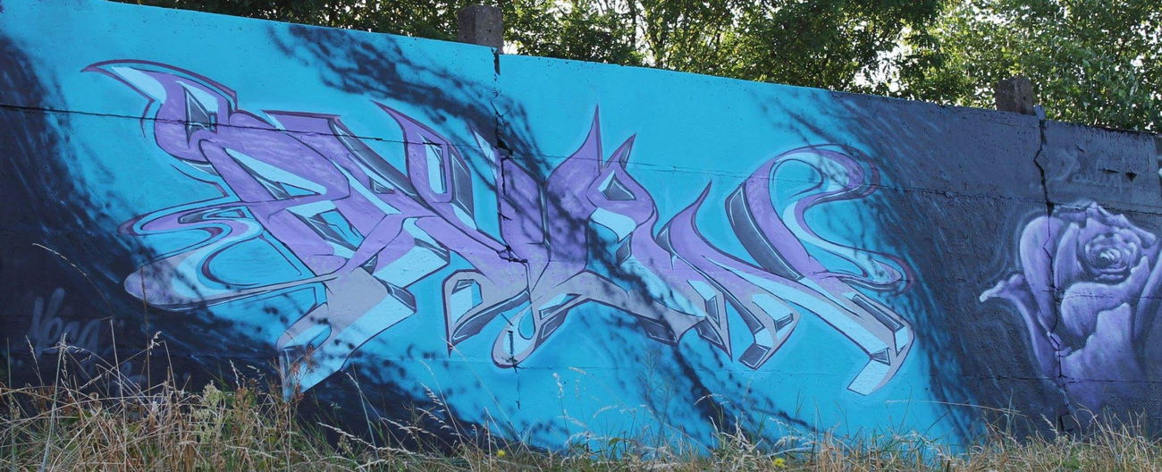 Graffiti Wall - Photo by Meag199