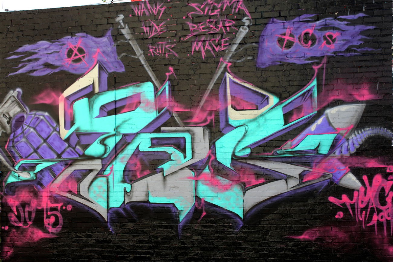 Graffiti Wall - Photo by Meag199