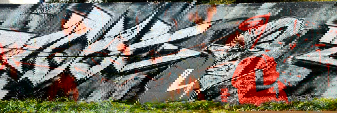 Graffiti Wall - Photo by Meag199 (2014)