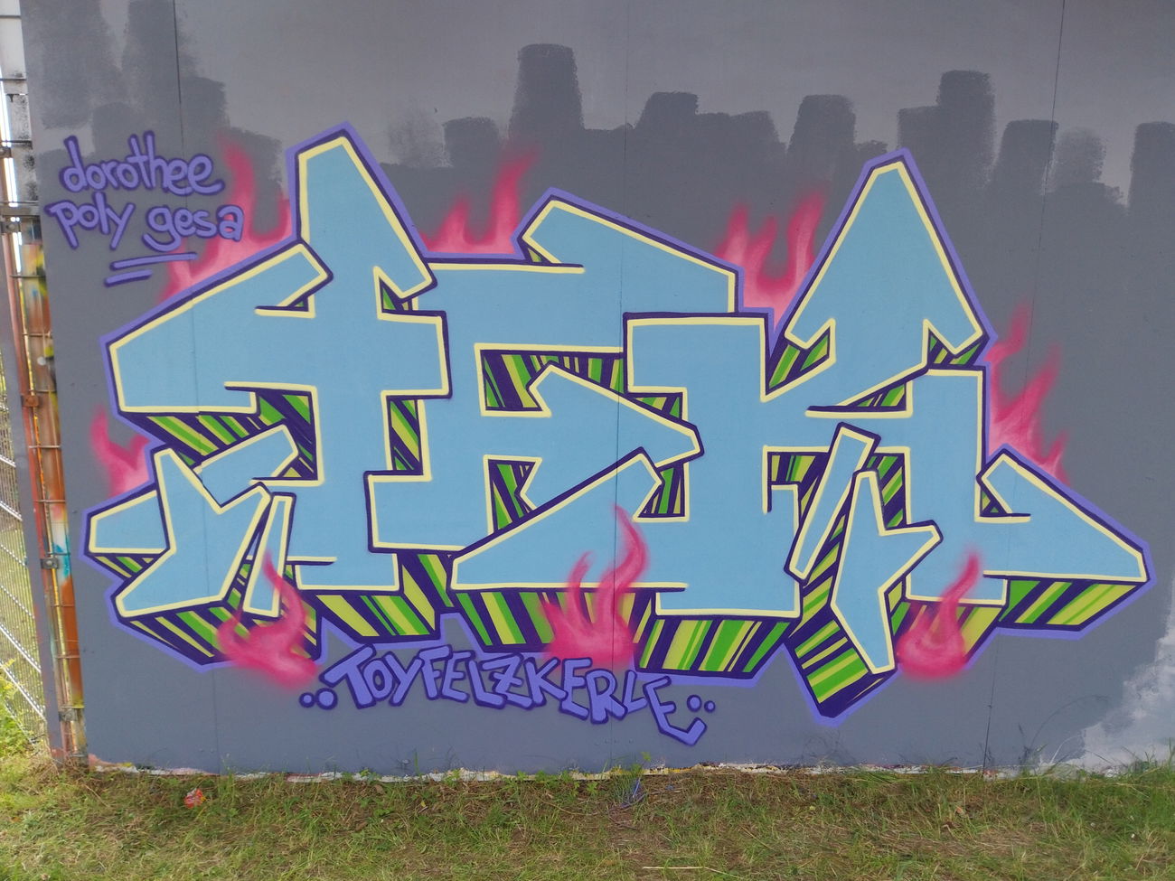 Graffiti Wall - Photo by Meckes