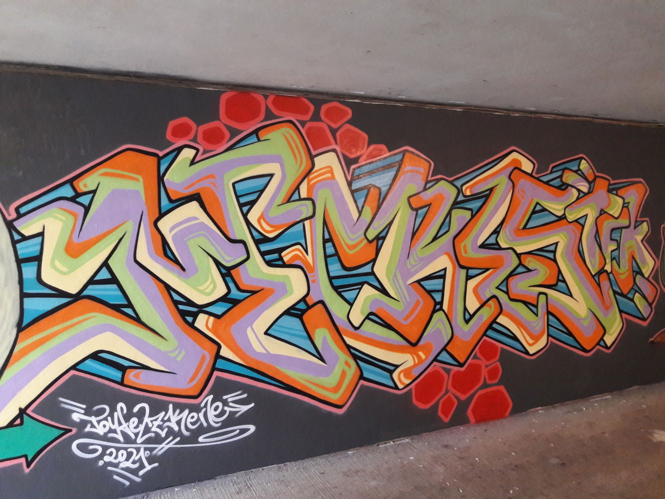 Graffiti Wall - Photo by Meckes