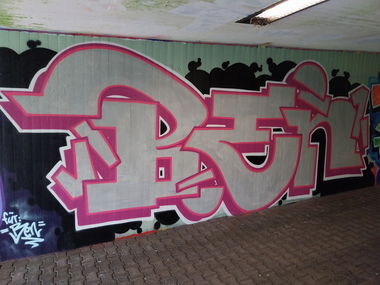 Graffiti Wall - Photo by Meckes