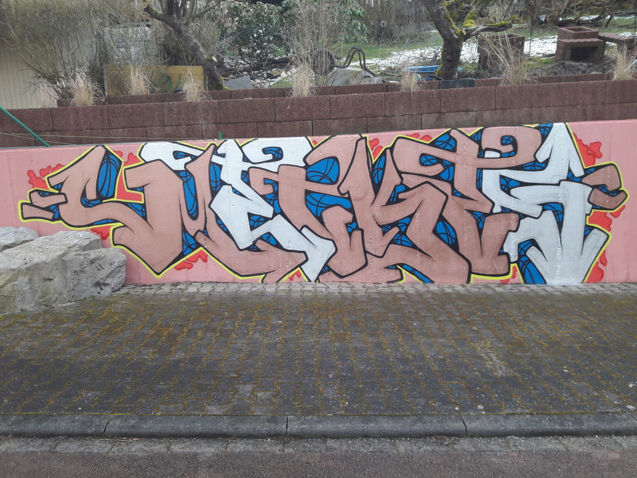 Graffiti Wall - Photo by Meckes - Meckes (2020)