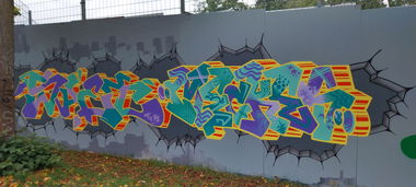 Graffiti Wall - Photo by Meckes